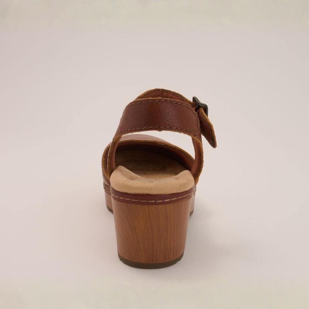 Nora Leder-Plateau-Clogs