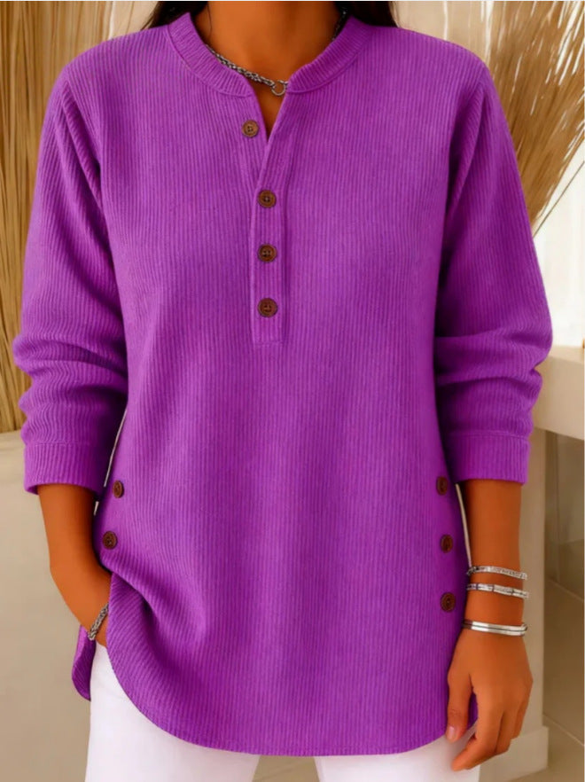 Geripptes Tunika-Top mit Henley-Ausschnitt und seitlichem Knopfdetail