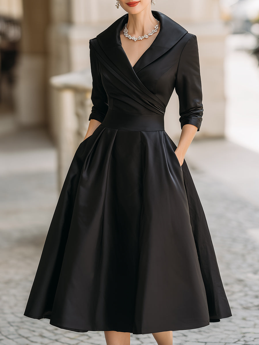 Elegantes Abendkleid mit V-Ausschnitt