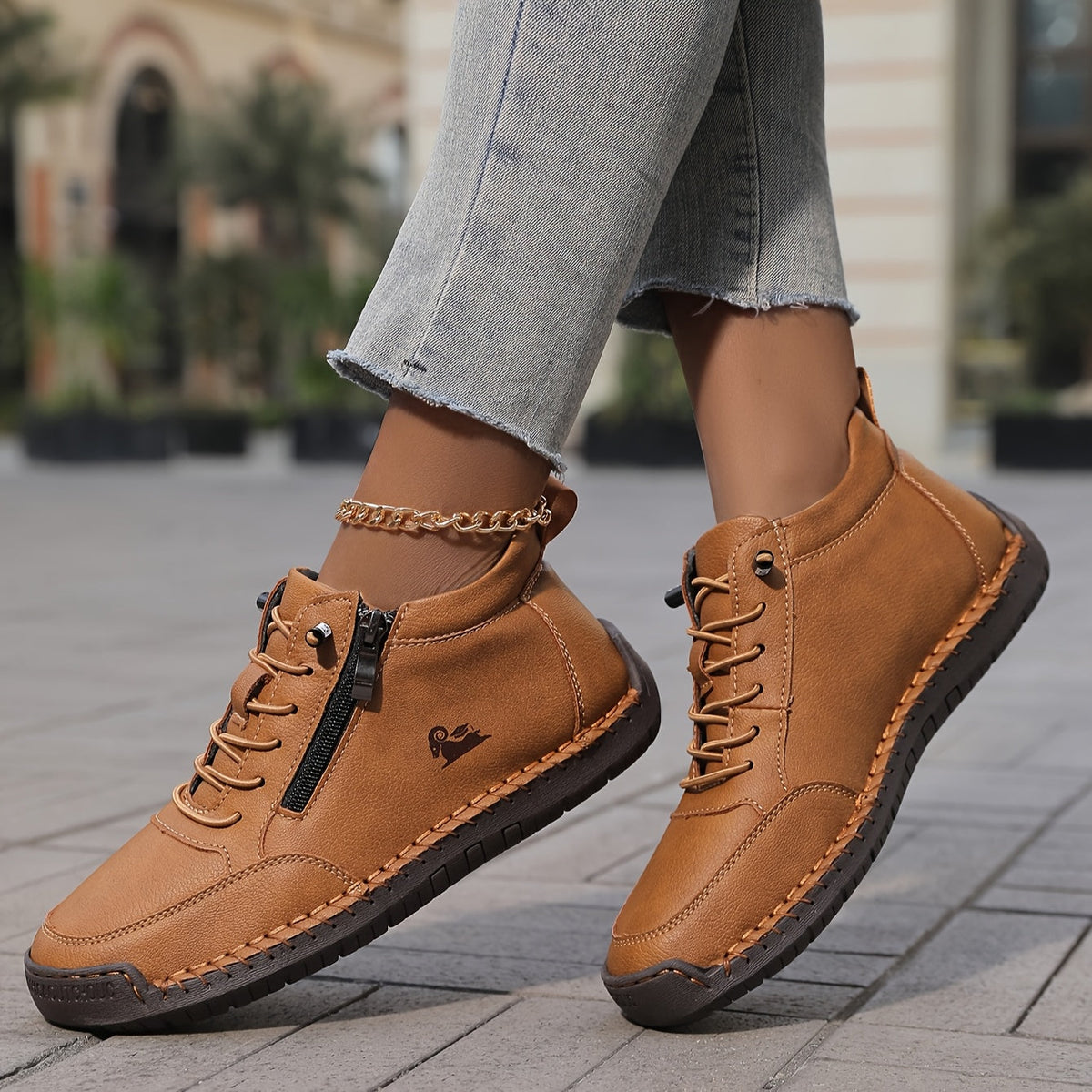 Bequeme Damen-Sneakers mit Schnürung