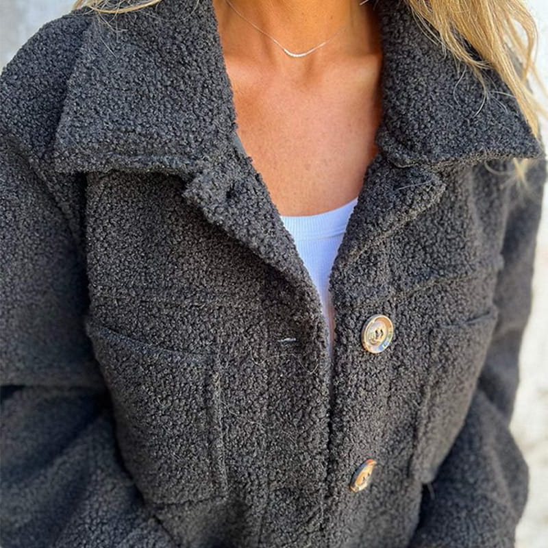 Ariane Jacke aus weicher Kunstfell-Knopfleiste