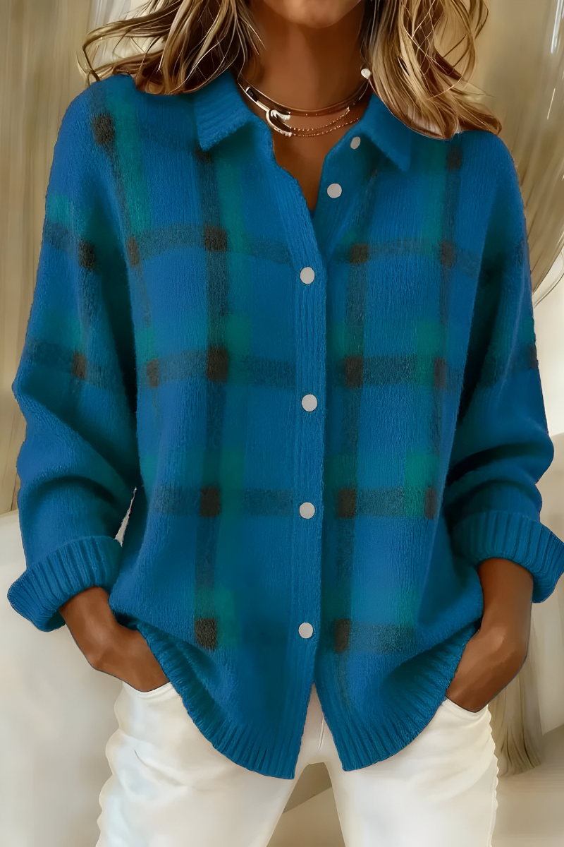 Karierte Strickjacke