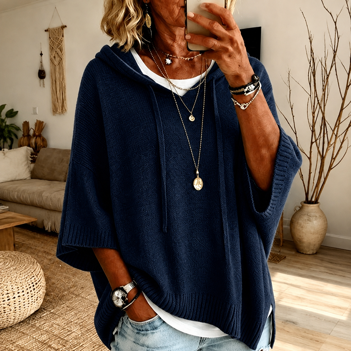 Poncho-Pullover mit Kapuze in Marineblau