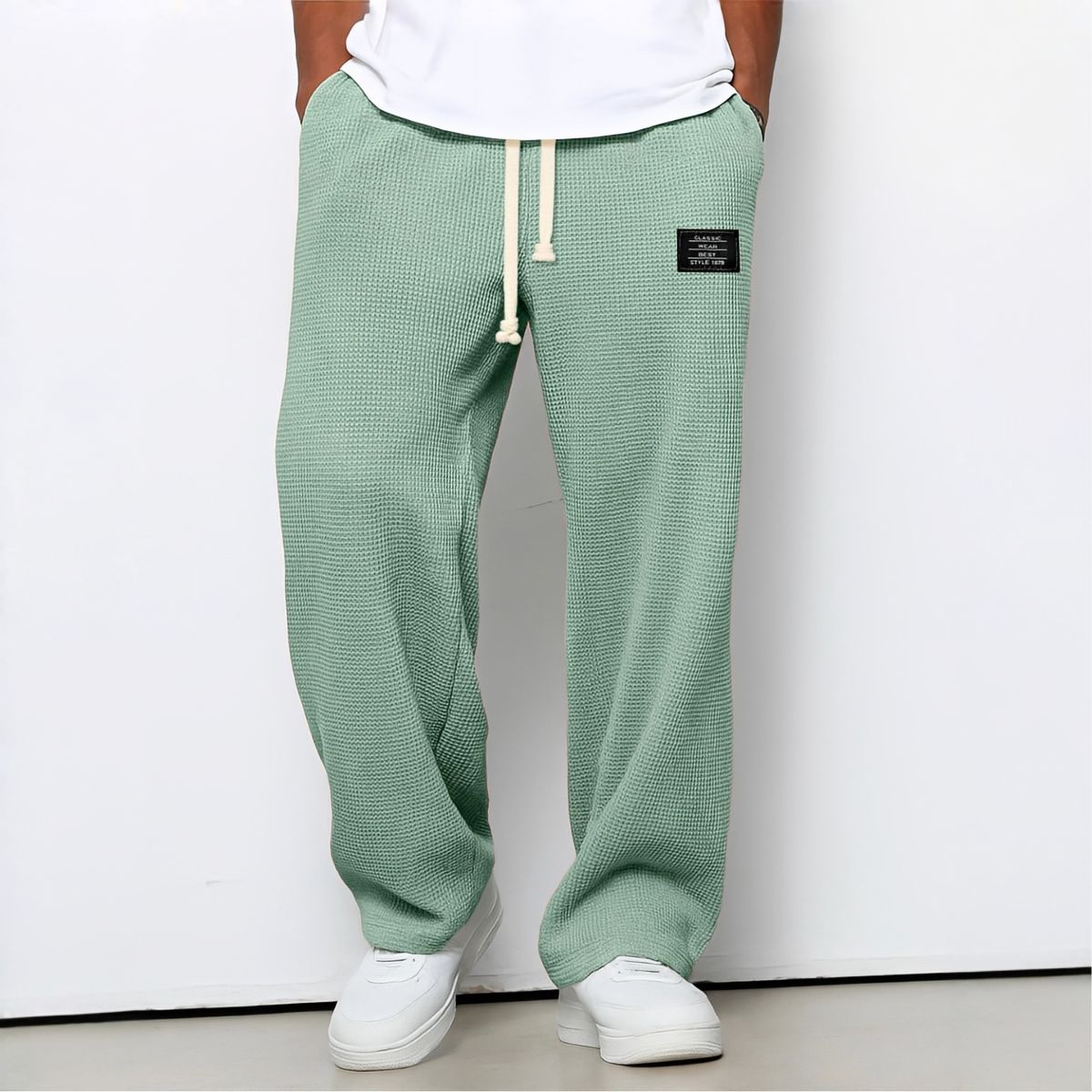 Bequeme Herrenhose mit weiter Passform und verstellbarem Bund